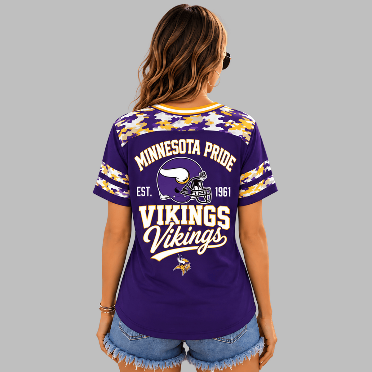 MIN Premium NFL All-American Camo V-neck