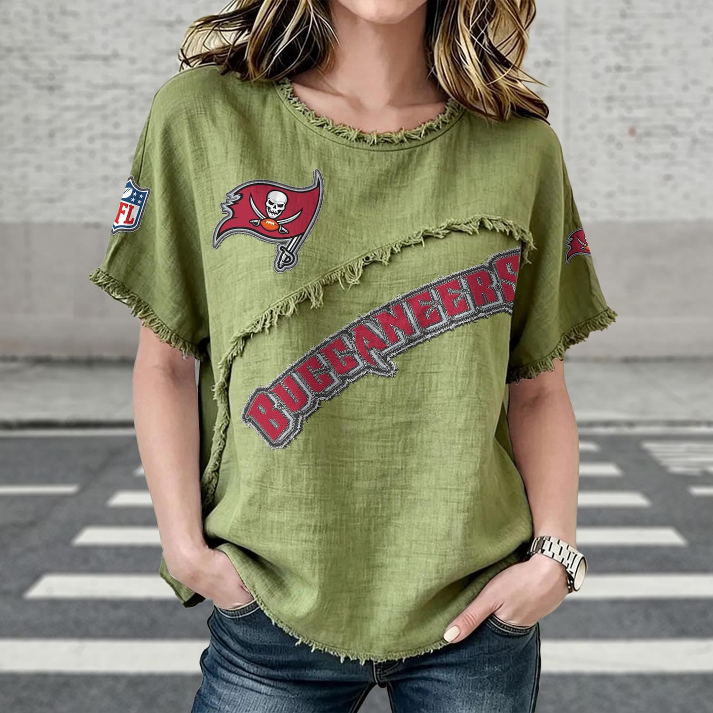 TB x NFL Women’???s Vintage O-Neck 2905 DatND DVT